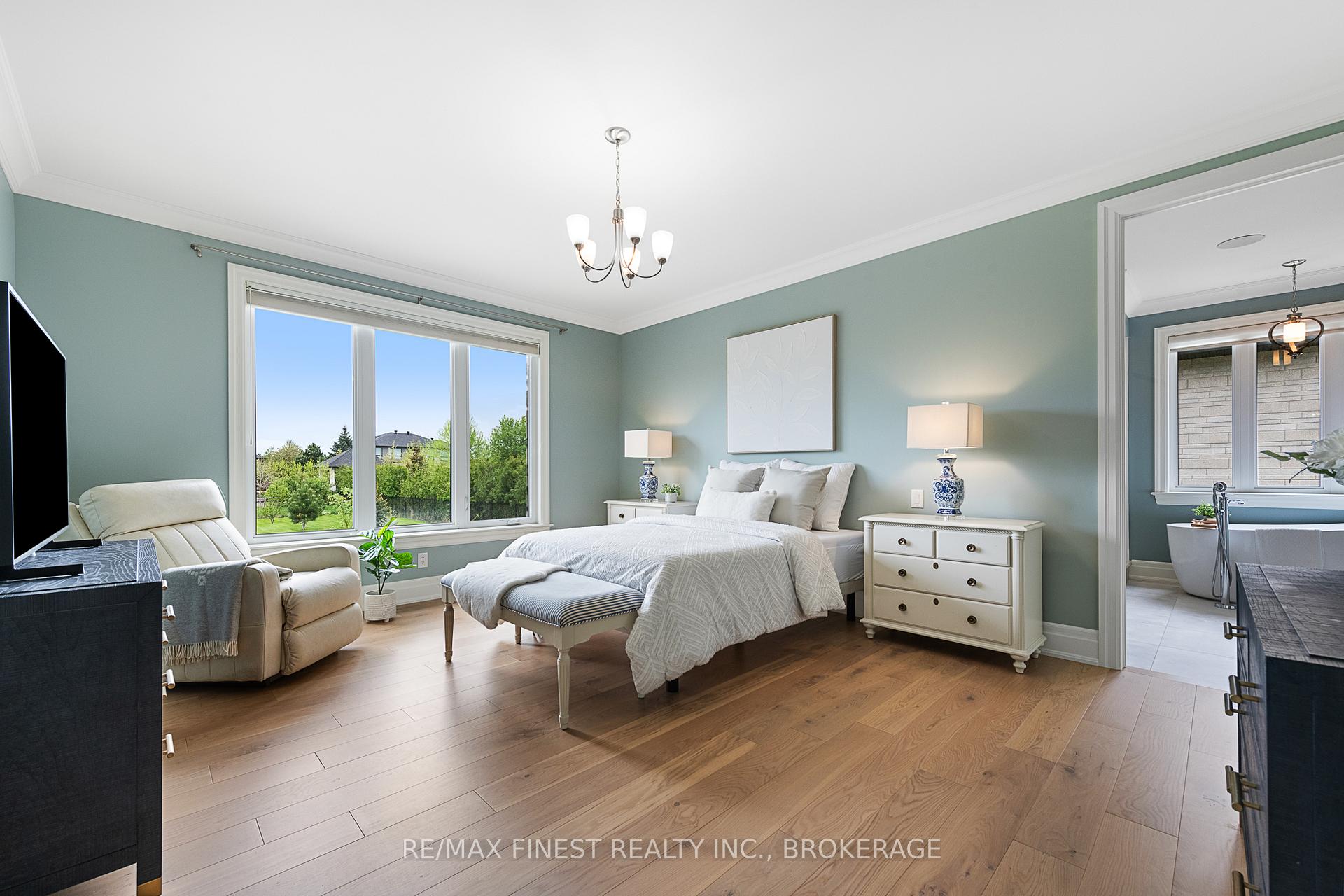 Photo 14 of 717 McManus Avenue, Ottawa, Manotick Village & Manotick Estates — HOMEH