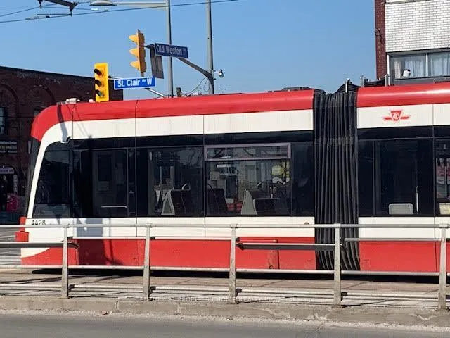 Photo 3 of Unit 1007, 1787 St Clair Avenue W, Toronto, Weston-Pellam Park — HOMEH