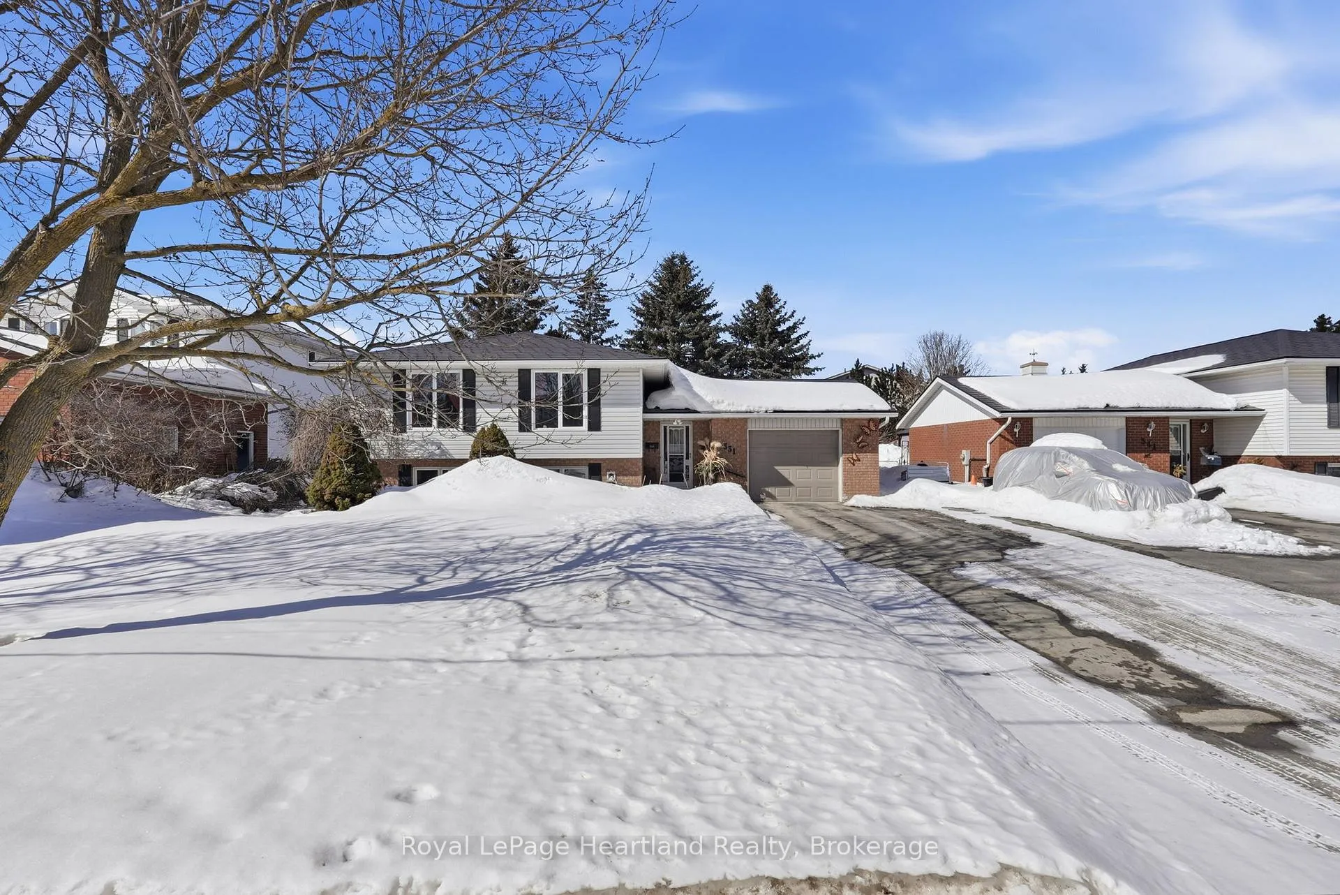 Photo 4 of 331 Sligo Road E, Wellington North, Mount Forest — HOMEH