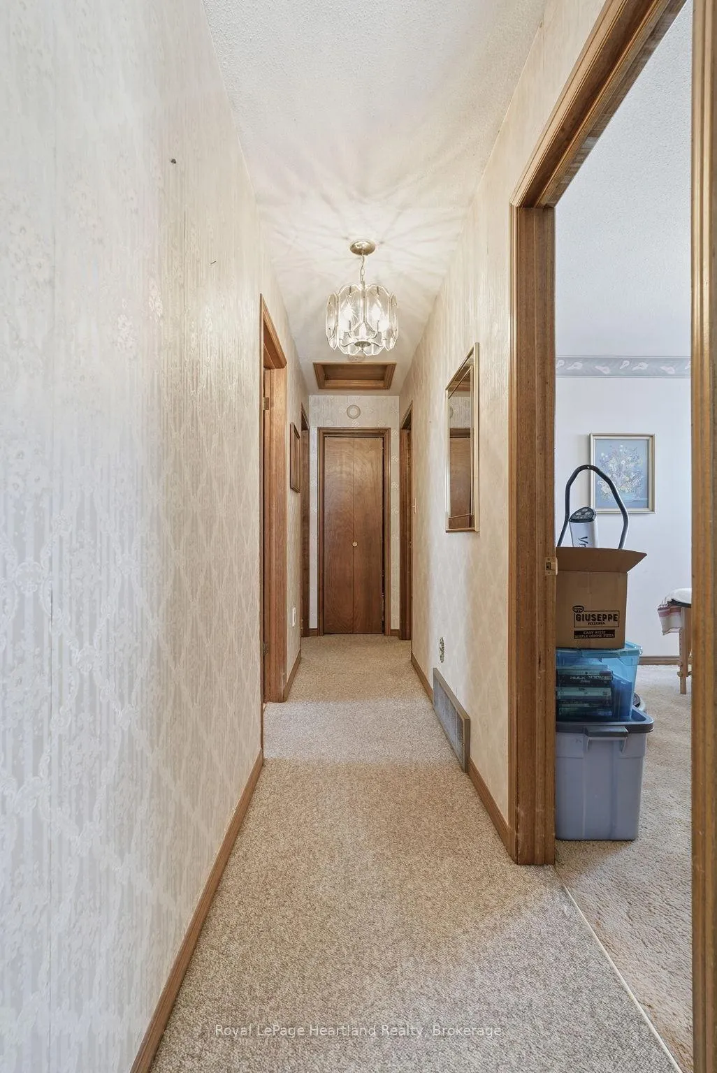 Photo 16 of 331 Sligo Road E, Wellington North, Mount Forest — HOMEH