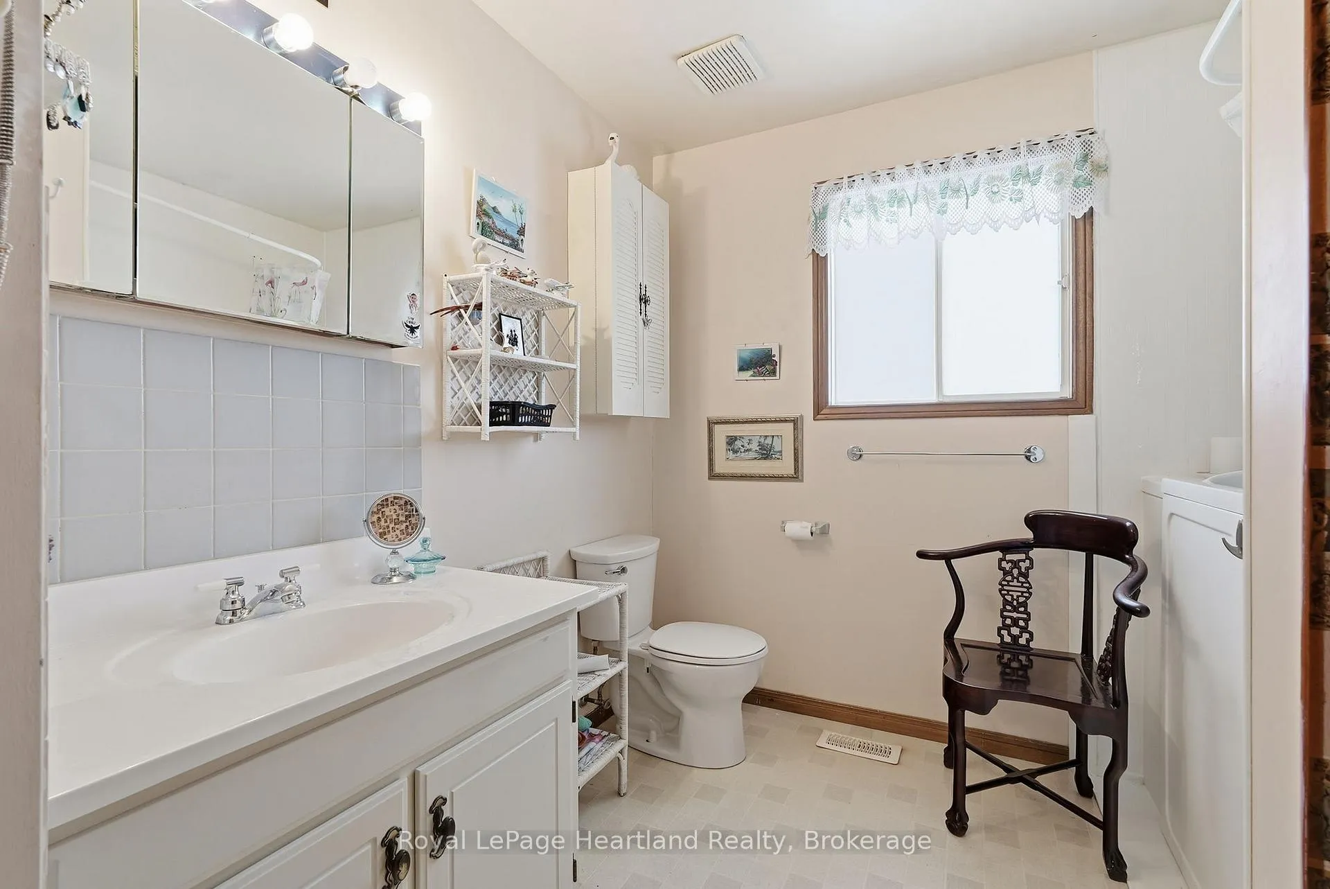 Photo 17 of 331 Sligo Road E, Wellington North, Mount Forest — HOMEH
