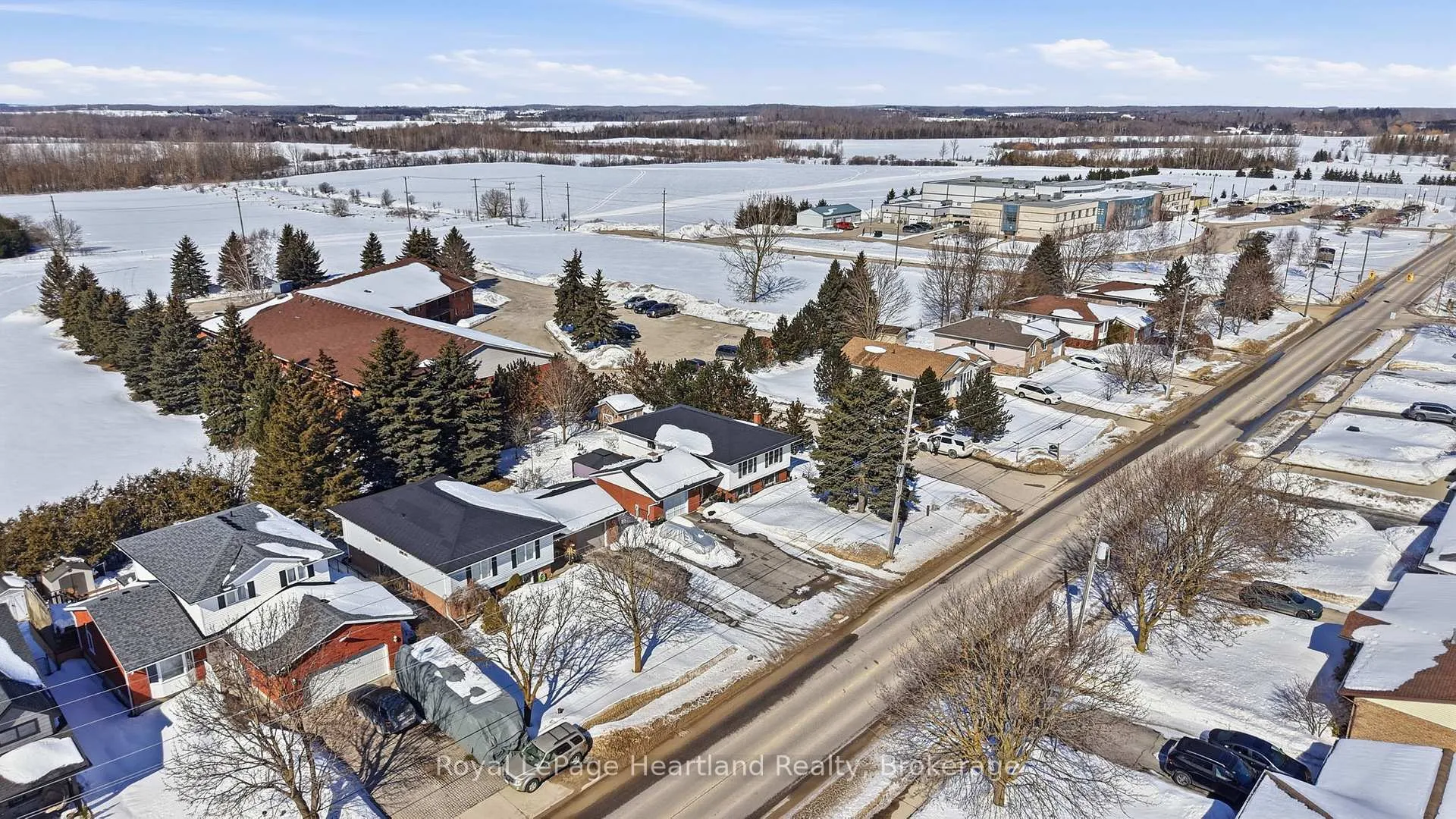 Photo 26 of 331 Sligo Road E, Wellington North, Mount Forest — HOMEH