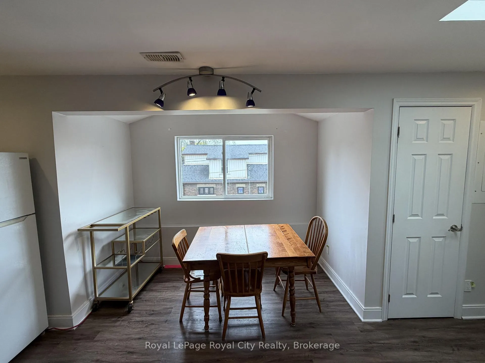 Photo 2 of Unit 1, 563 Woolwich Street, Guelph, Exhibition Park — HOMEH