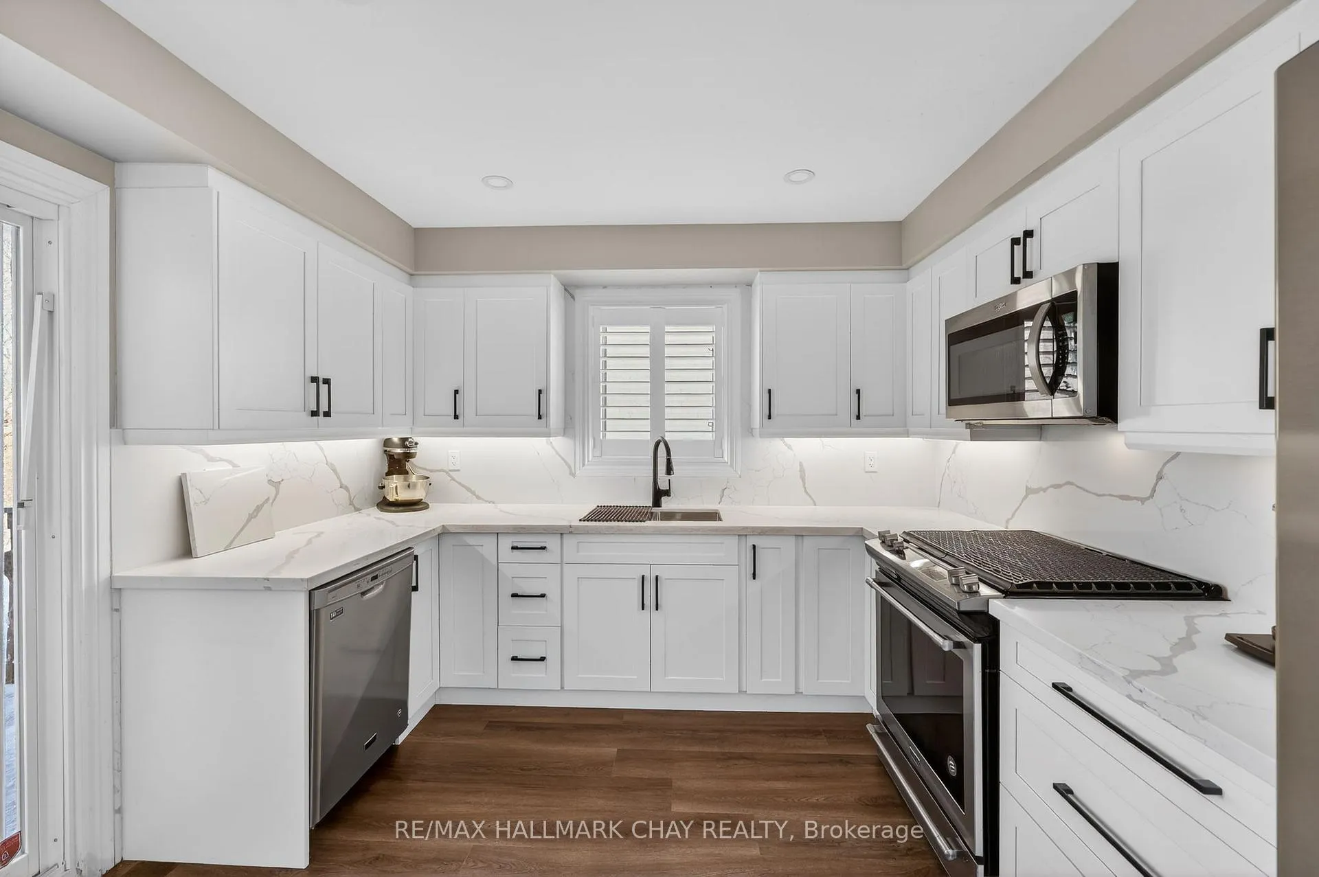 Photo 7 of 58 James Street, Barrie, Ardagh — HOMEH