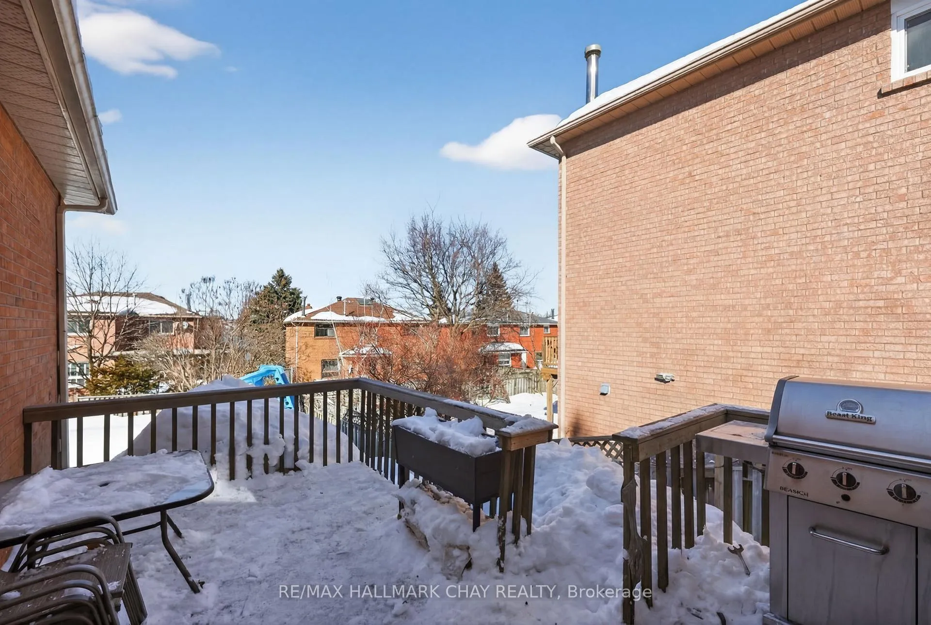 Photo 30 of 58 James Street, Barrie, Ardagh — HOMEH