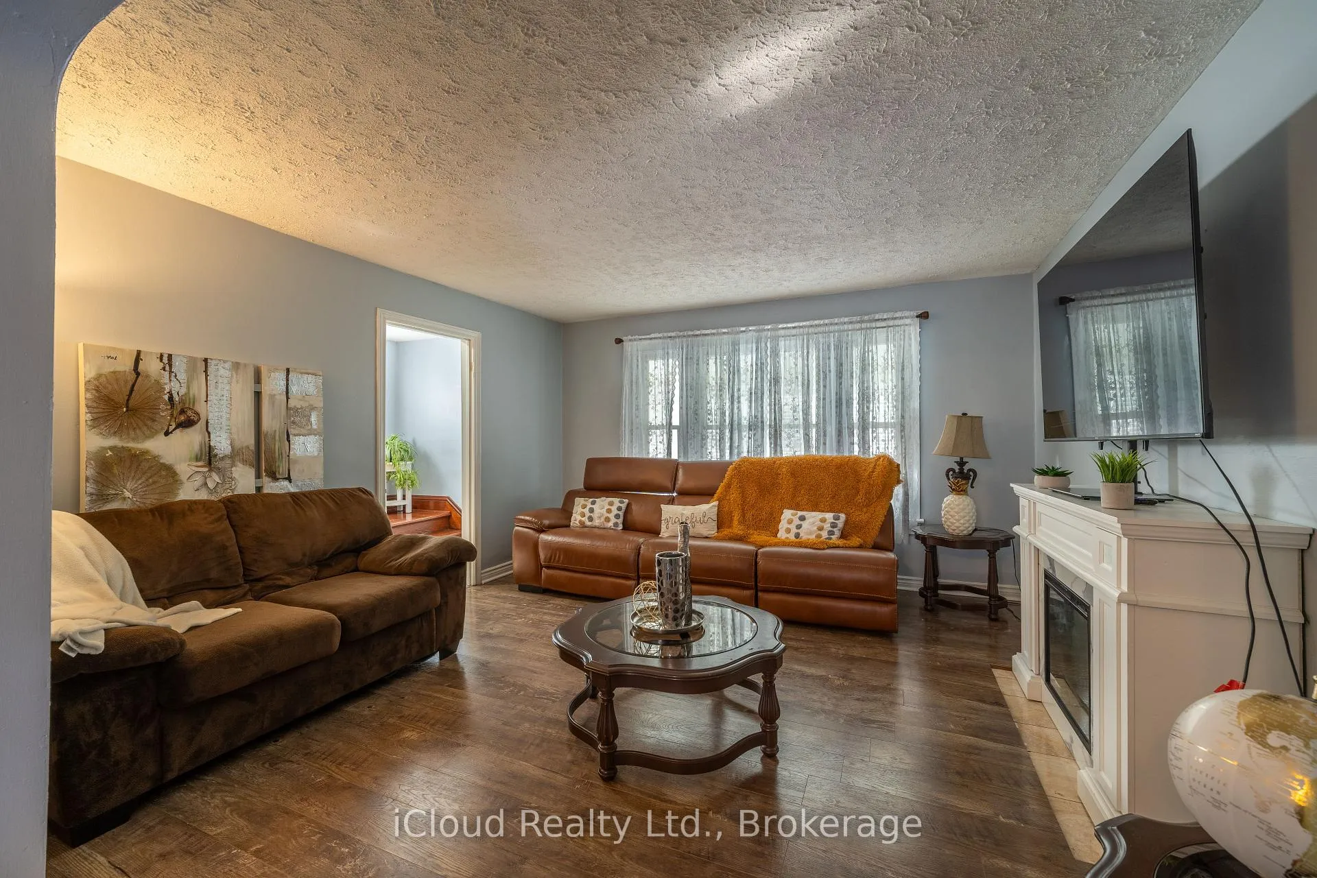 Photo 2 of 2 Richmond Avenue, St. Catharines, E. Chester — HOMEH