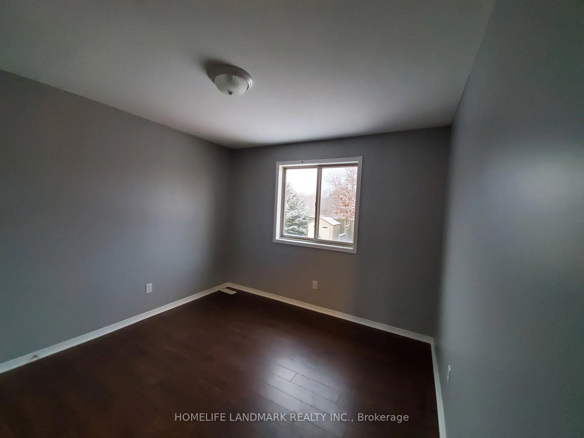 Photo 9 of 23 Kendrick Court, Hamilton, Ancaster — HOMEH
