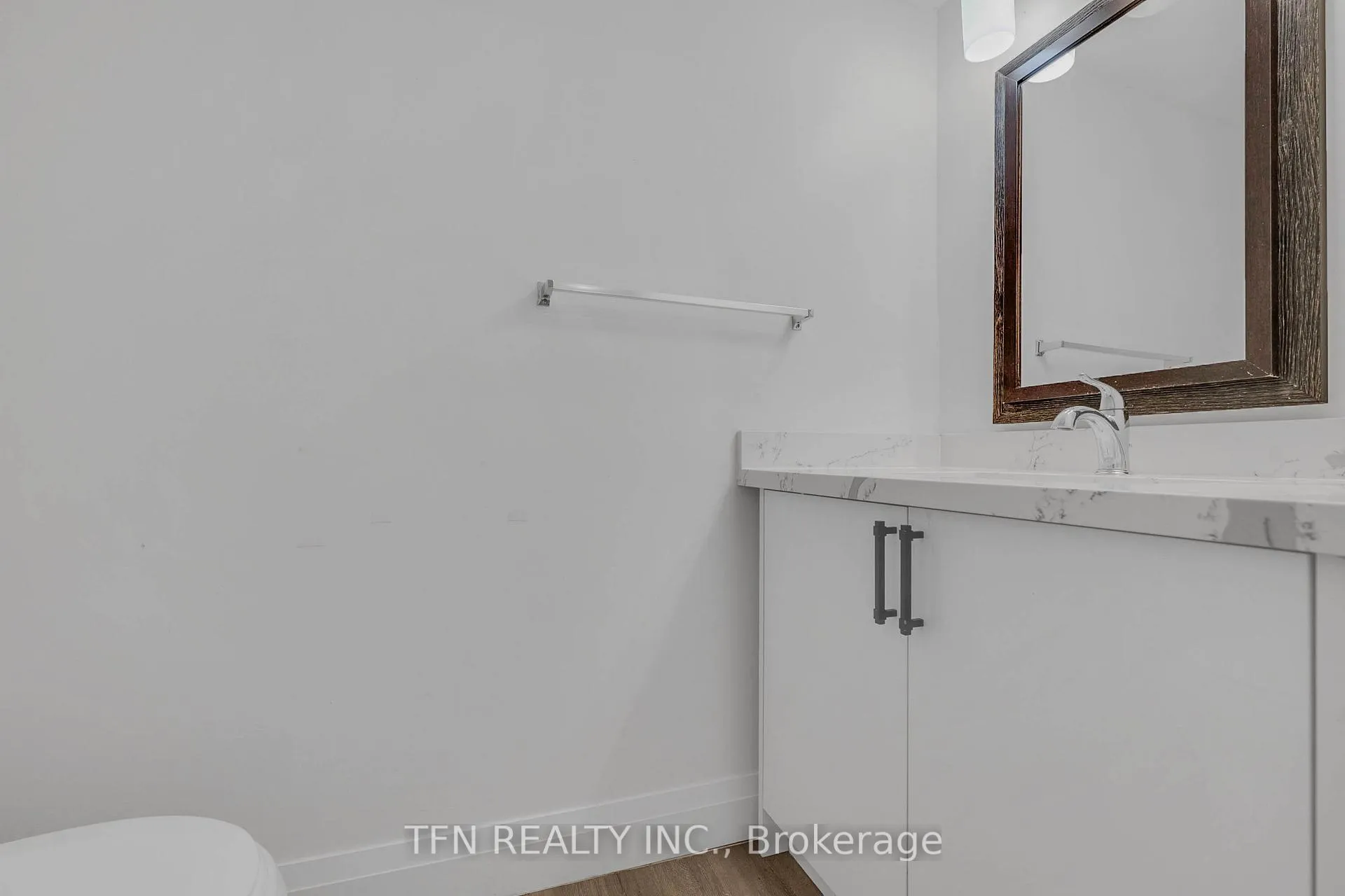 Photo 19 of Unit 115, 242 Milestone Crescent, Aurora, Aurora Village — HOMEH