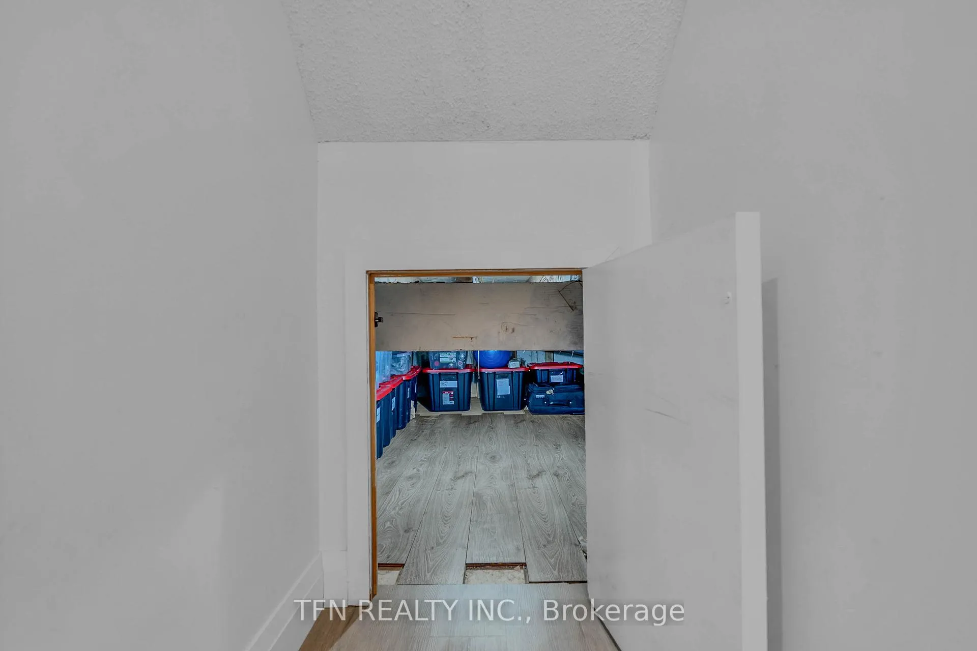 Photo 21 of Unit 115, 242 Milestone Crescent, Aurora, Aurora Village — HOMEH