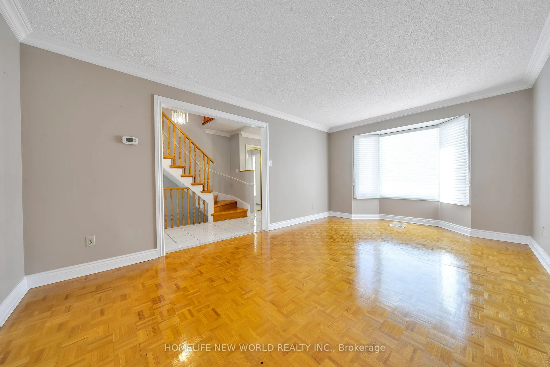Photo 3 of 120 Harvest Moon Drive, Markham, Milliken Mills West — HOMEH