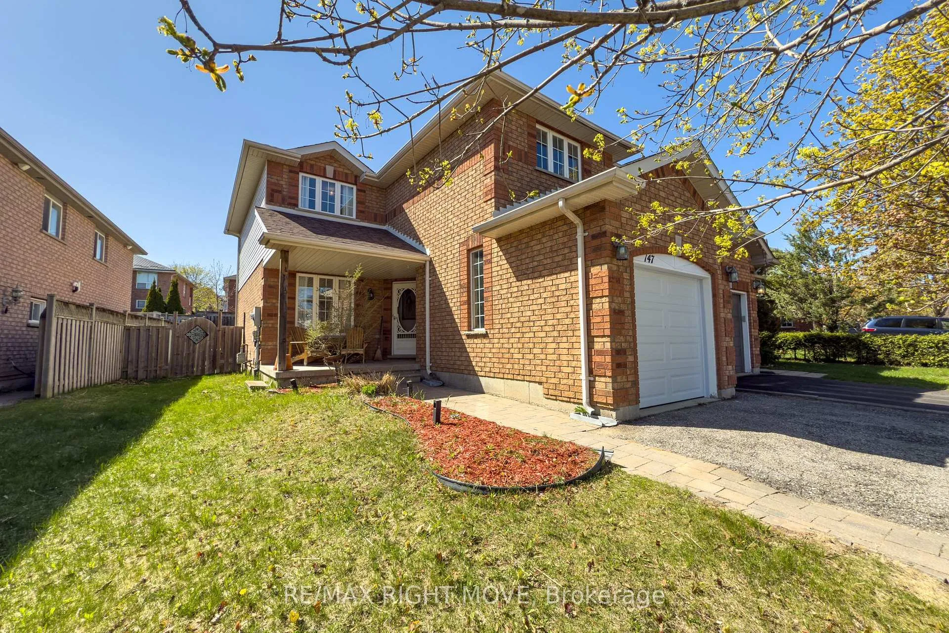 Photo 1 of 147 Julia Crescent, Orillia — HOMEH