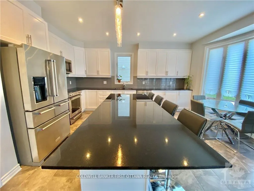 Photo 6 of 924 Whimbrel Way, Ottawa, Barrhaven - Half Moon Bay — HOMEH