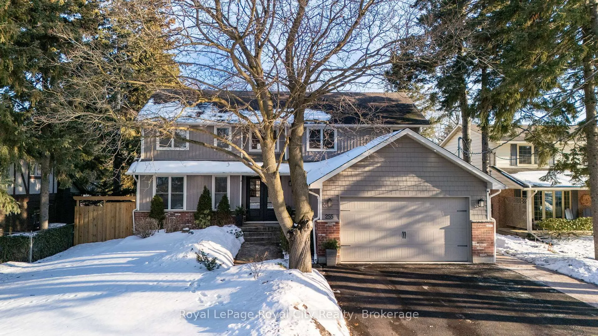 Photo 2 of 255 Normandy Avenue, Waterloo, Lincoln Village — HOMEH