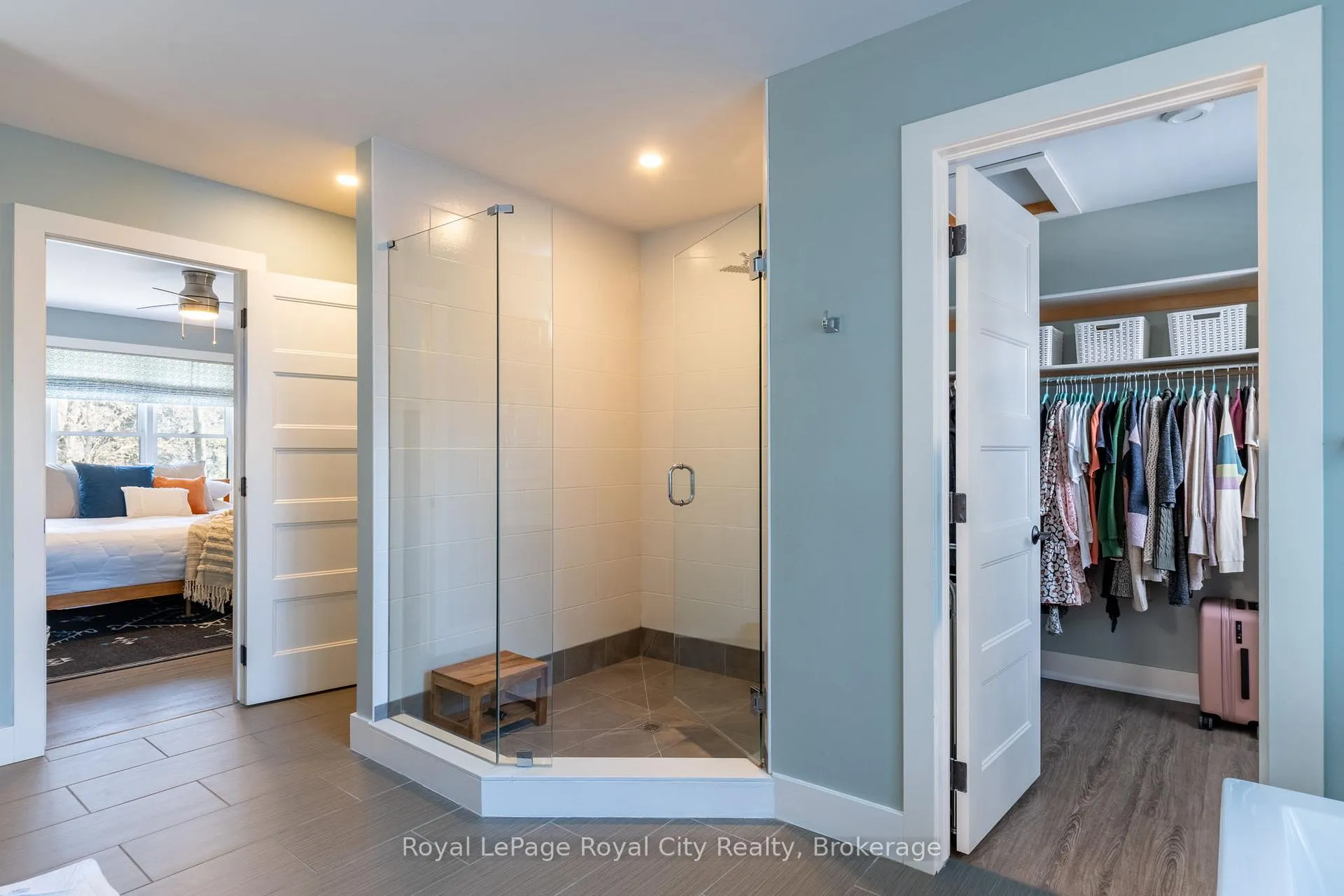 Photo 24 of 255 Normandy Avenue, Waterloo, Lincoln Village — HOMEH