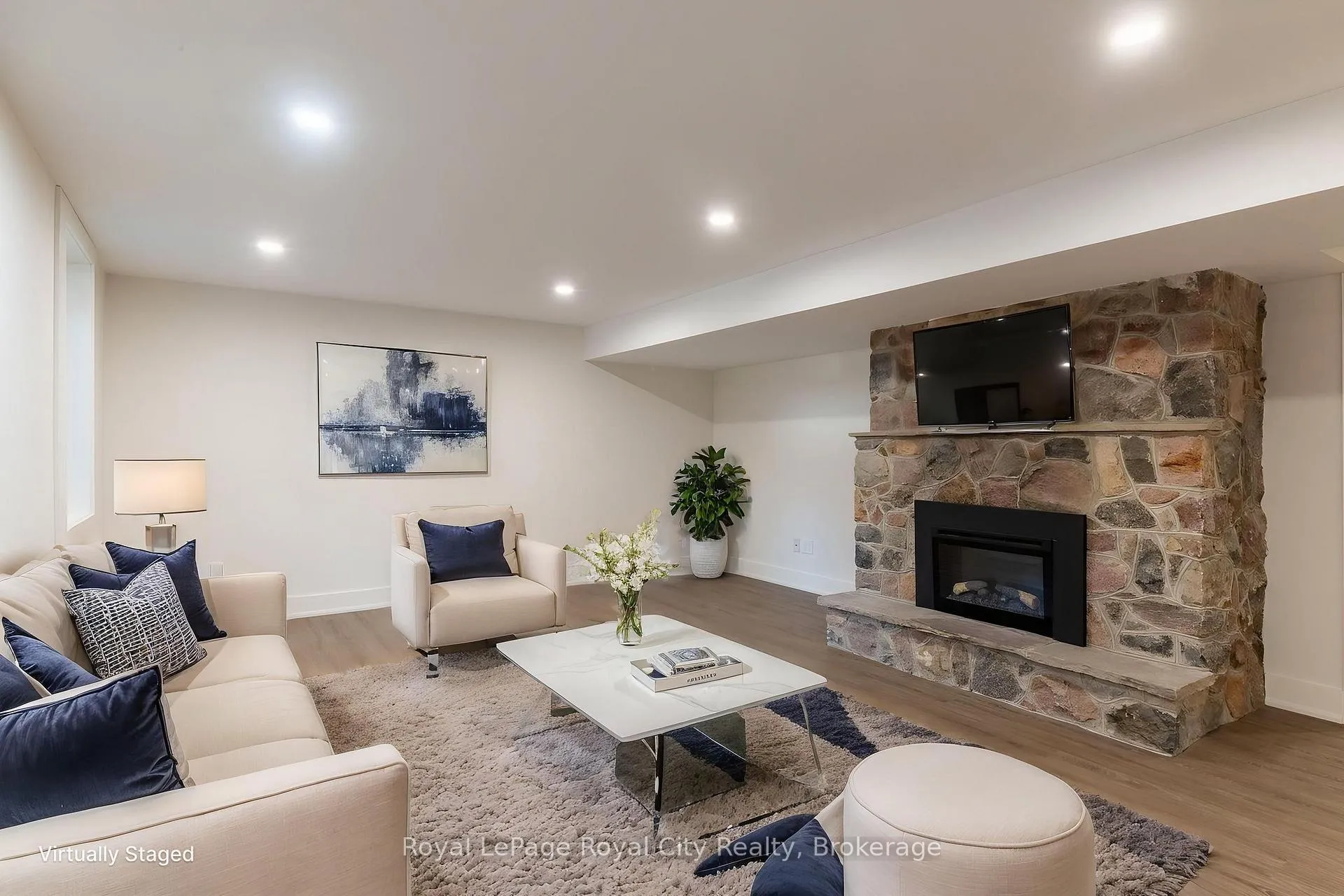 Photo 37 of 255 Normandy Avenue, Waterloo, Lincoln Village — HOMEH