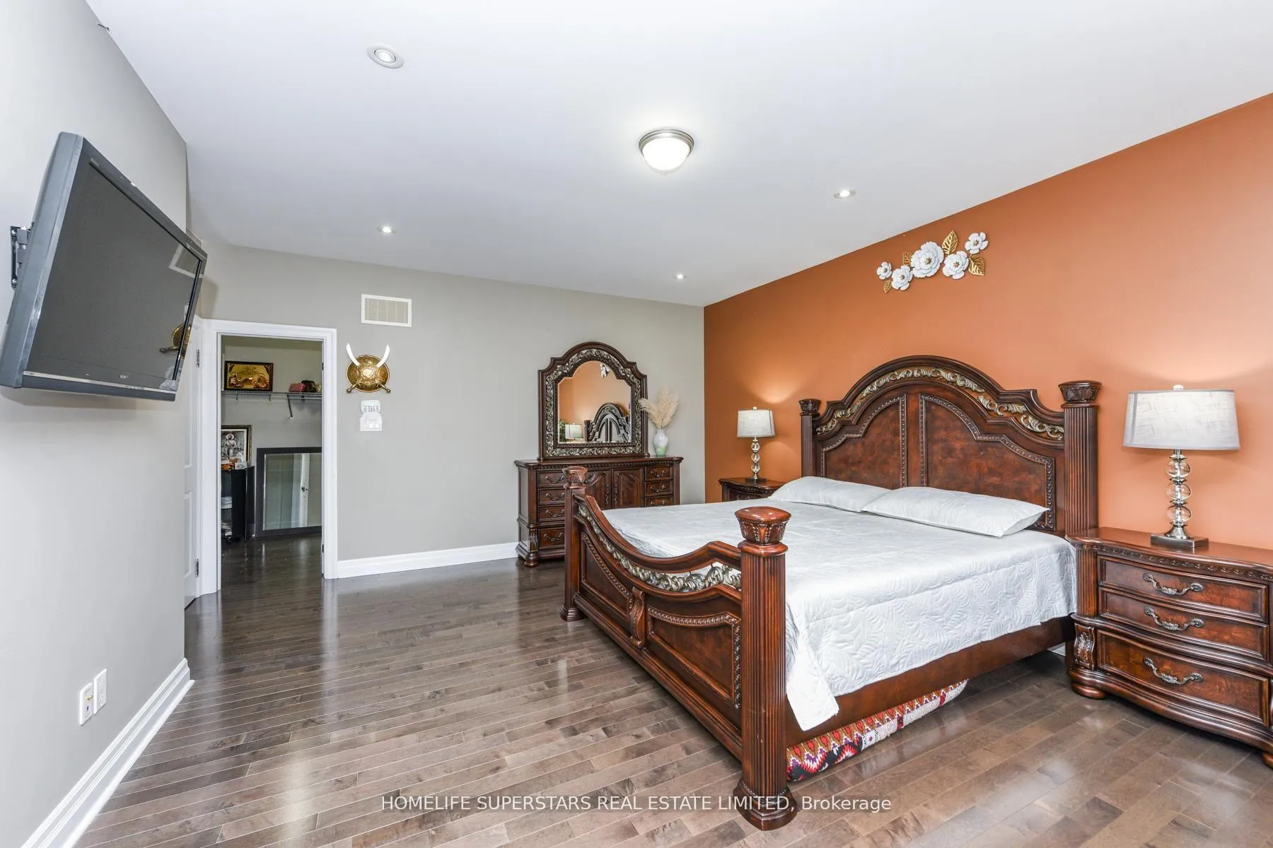 Photo 22 of 8 Bainsville Circle, Brampton, Bram East — HOMEH