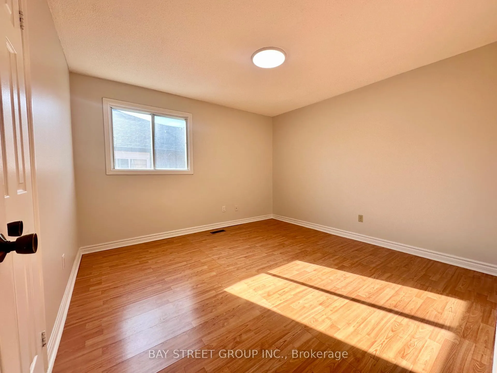 Photo 13 of 7 Delancey Crescent, Markham, Markville — HOMEH