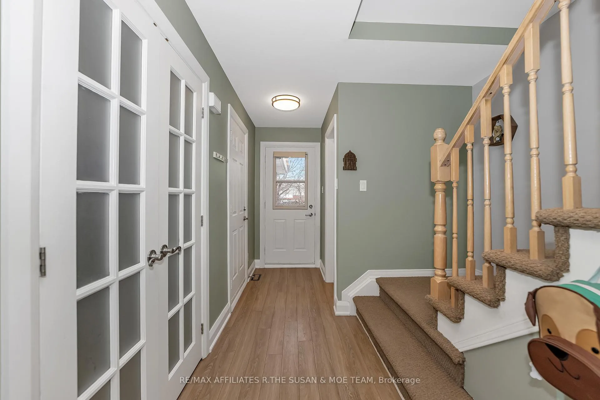 Photo 3 of 59 Birchbank Crescent, Ottawa, Kanata - Bridlewood — HOMEH