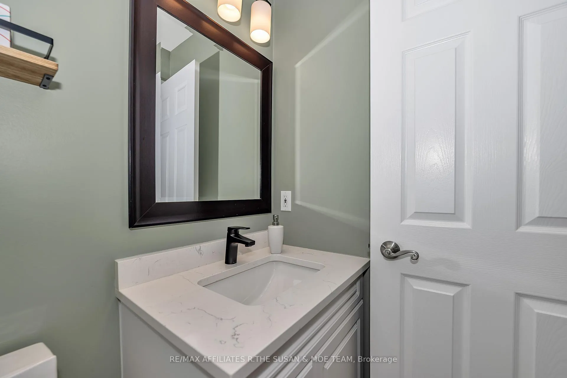 Photo 13 of 59 Birchbank Crescent, Ottawa, Kanata - Bridlewood — HOMEH