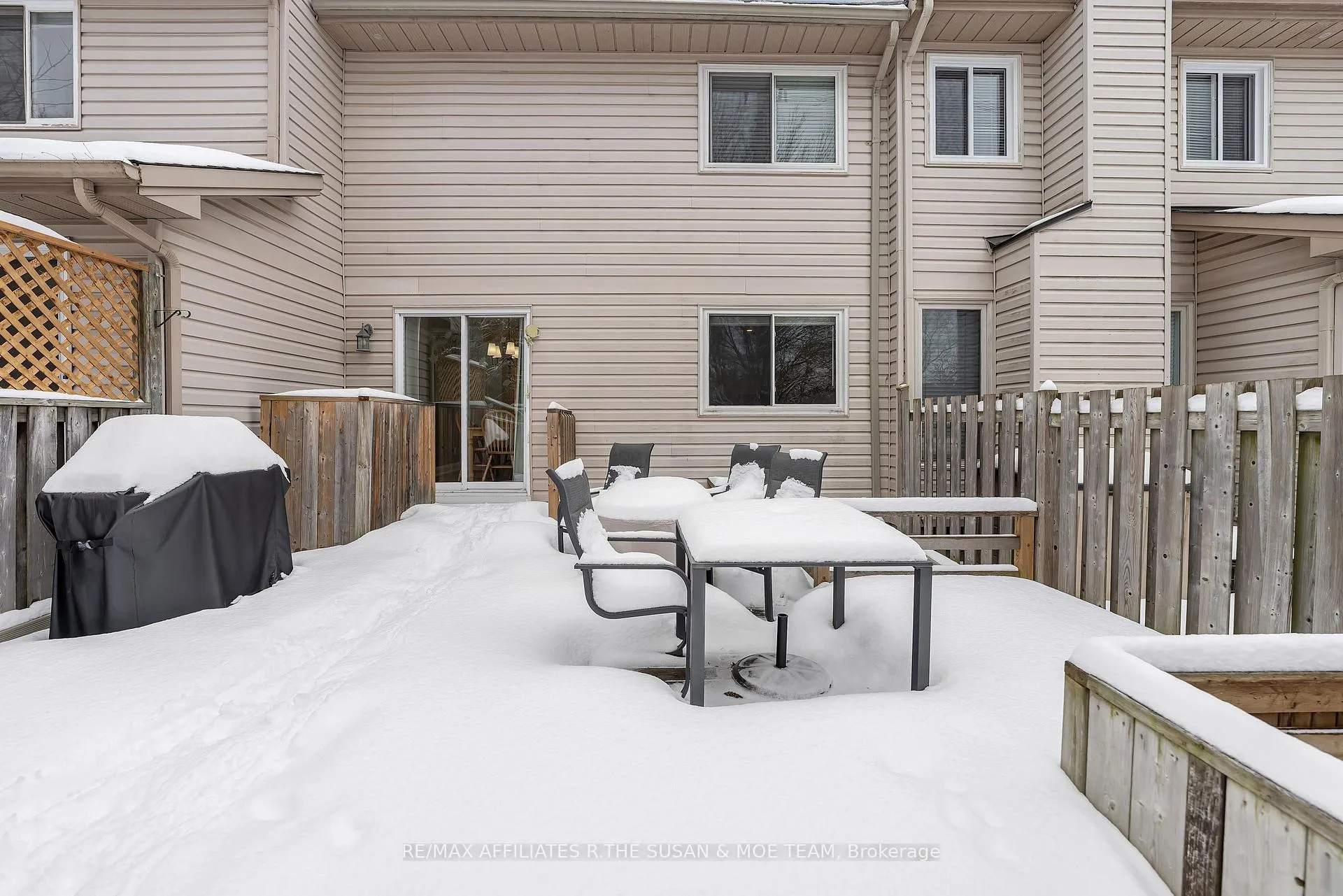 Photo 32 of 59 Birchbank Crescent, Ottawa, Kanata - Bridlewood — HOMEH