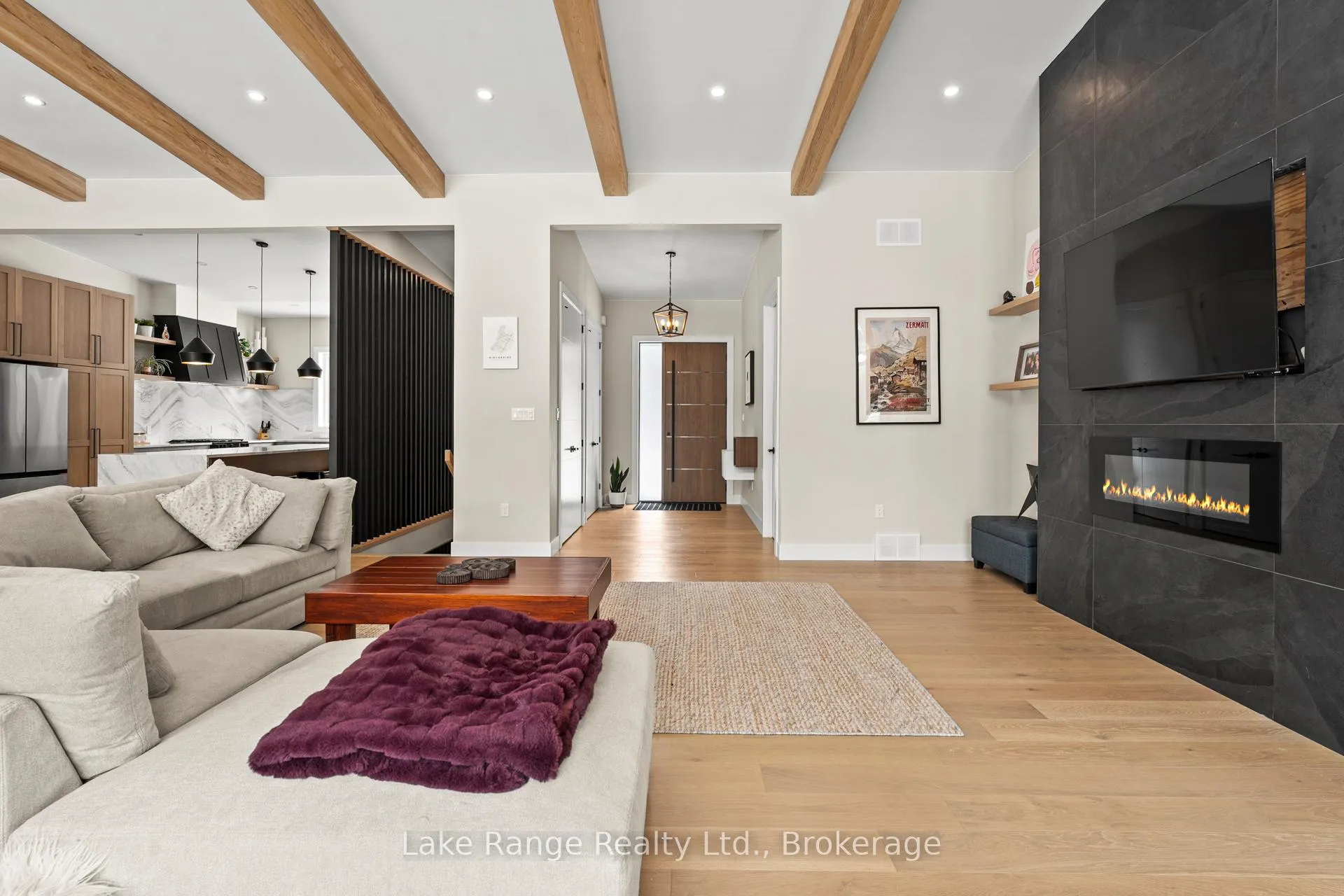 Photo 10 of 23 Green Brae Crescent, Huron-Kinloss, Kinloss — HOMEH