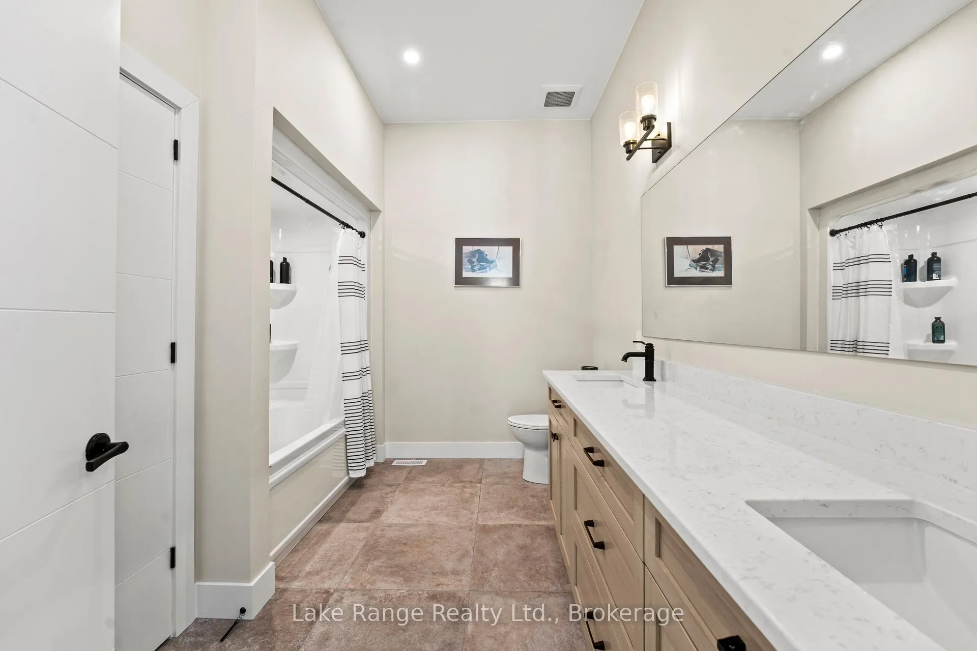 Photo 26 of 23 Green Brae Crescent, Huron-Kinloss, Kinloss — HOMEH