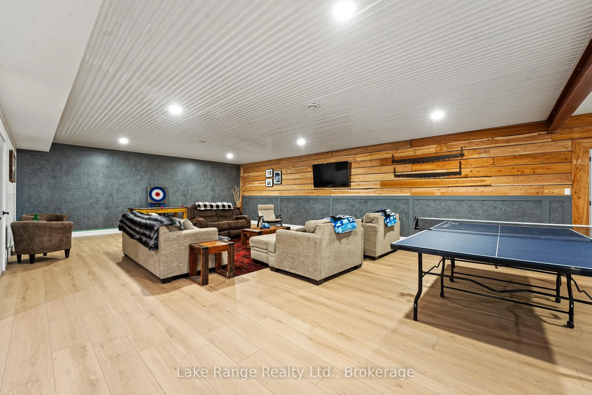 Photo 31 of 23 Green Brae Crescent, Huron-Kinloss, Kinloss — HOMEH