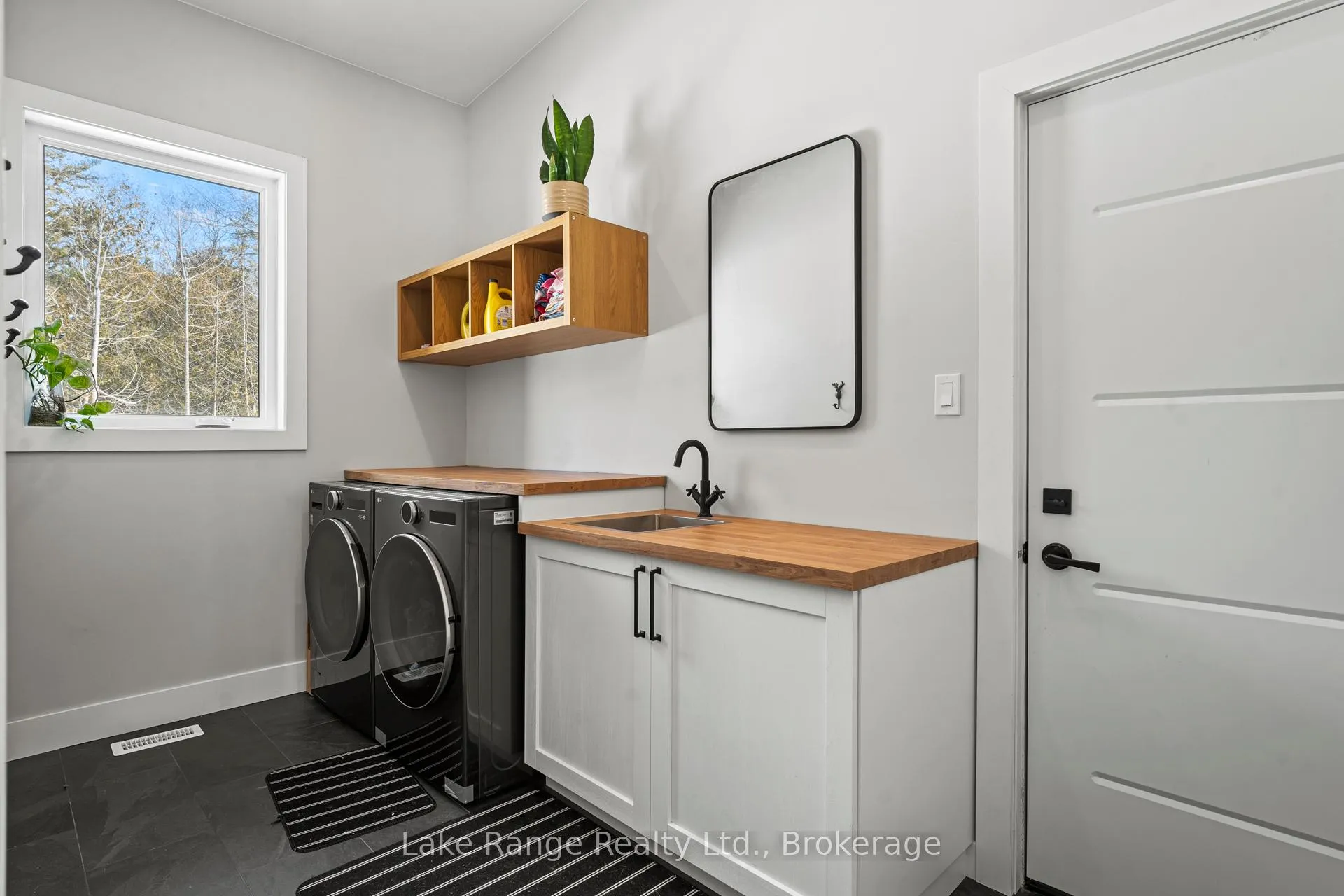 Photo 35 of 23 Green Brae Crescent, Huron-Kinloss, Kinloss — HOMEH