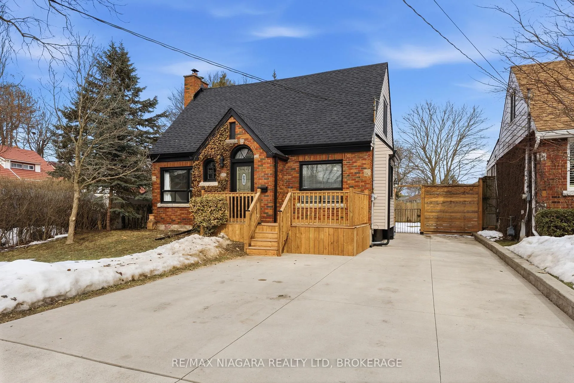 Front of 5781 Morden Drive