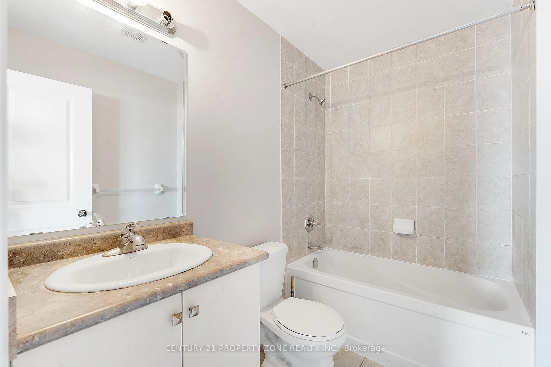Photo 12 of Unit 4, 29 Pennycross Crescent, Brampton, Northwest Brampton — HOMEH