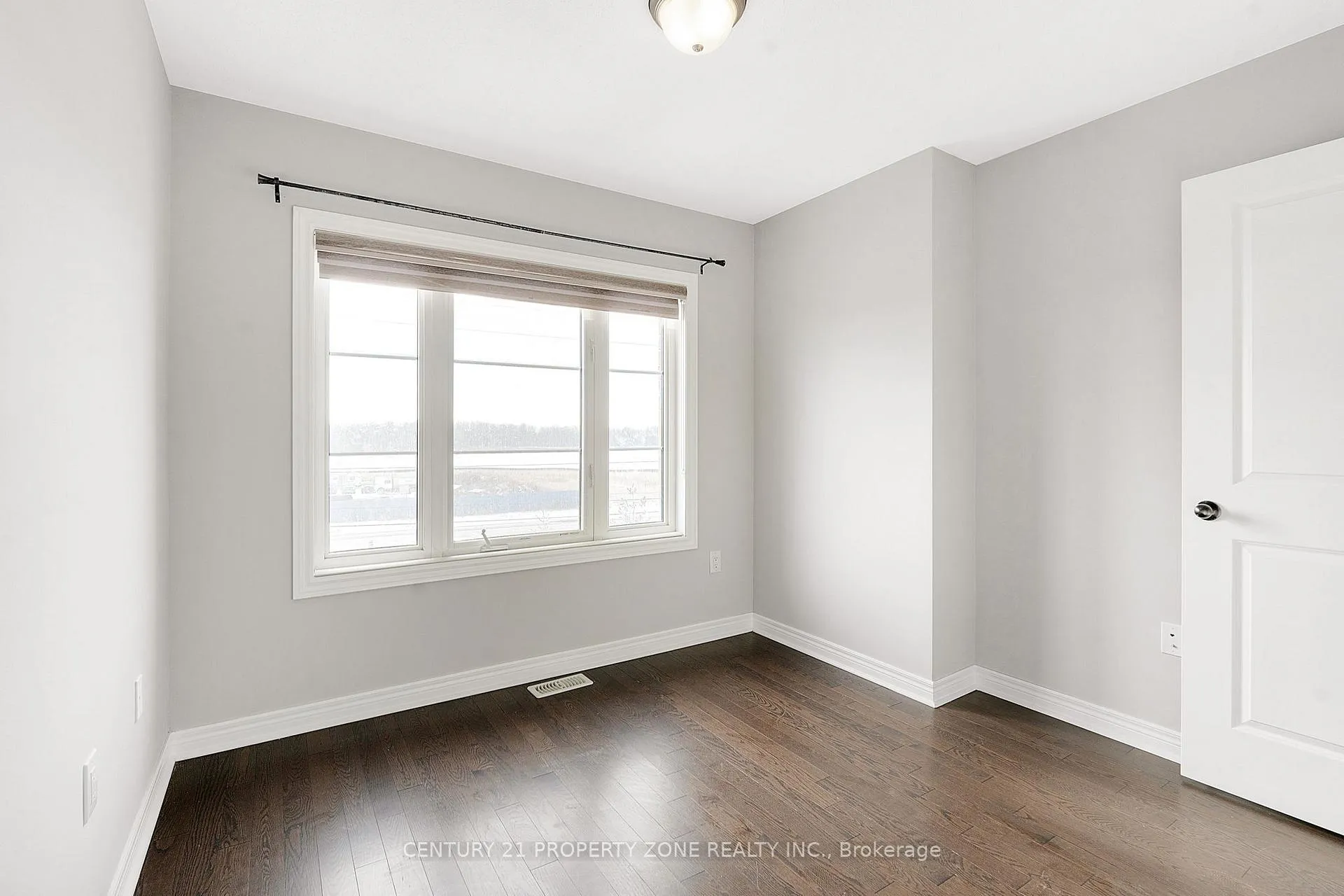 Photo 15 of Unit 4, 29 Pennycross Crescent, Brampton, Northwest Brampton — HOMEH