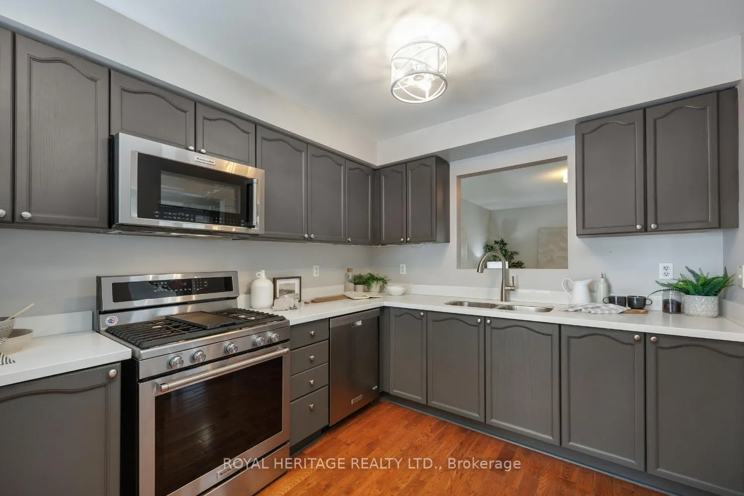 Photo 9 of 2 Willey Drive, Clarington, Bowmanville — HOMEH