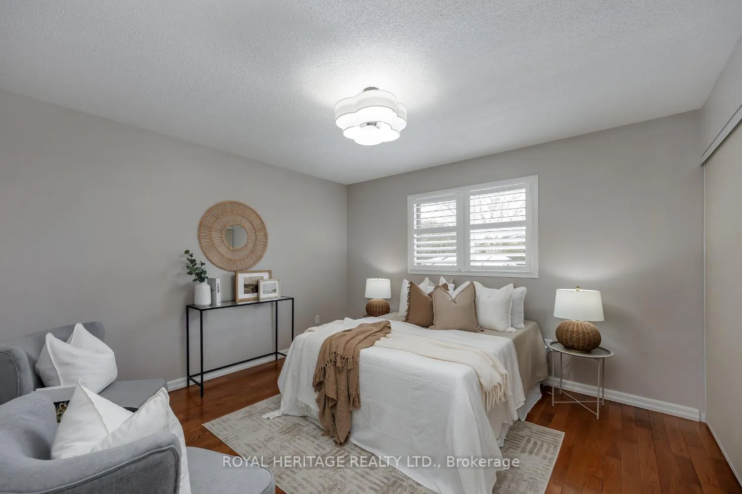 Photo 13 of 2 Willey Drive, Clarington, Bowmanville — HOMEH