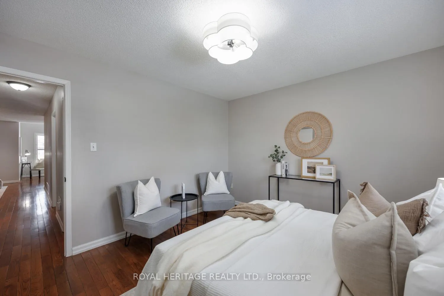 Photo 15 of 2 Willey Drive, Clarington, Bowmanville — HOMEH