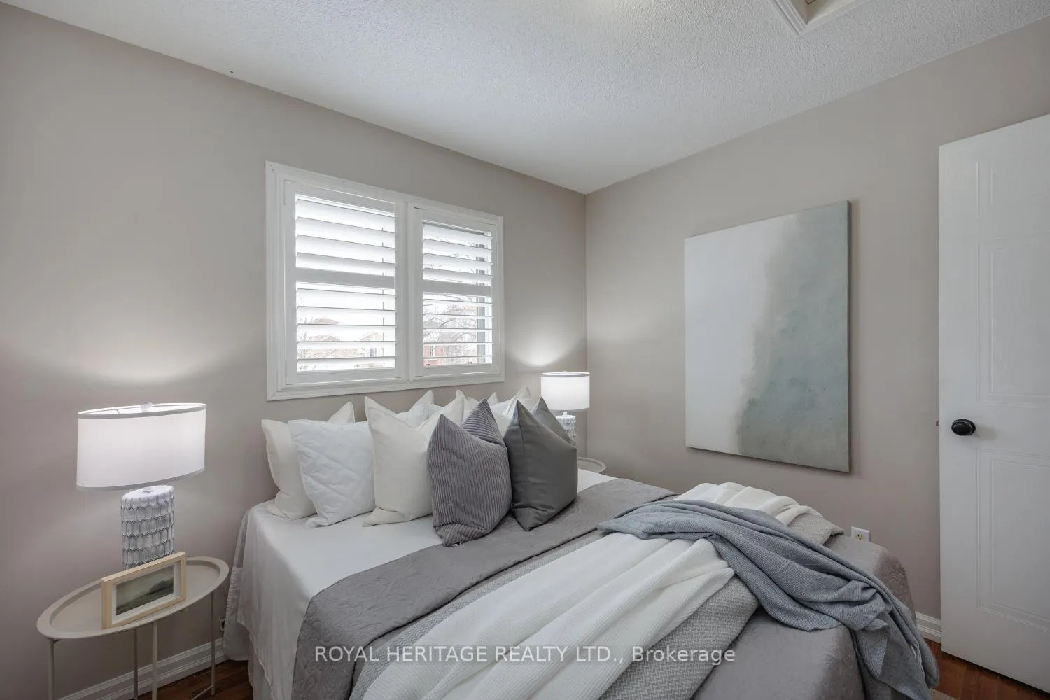 Photo 18 of 2 Willey Drive, Clarington, Bowmanville — HOMEH