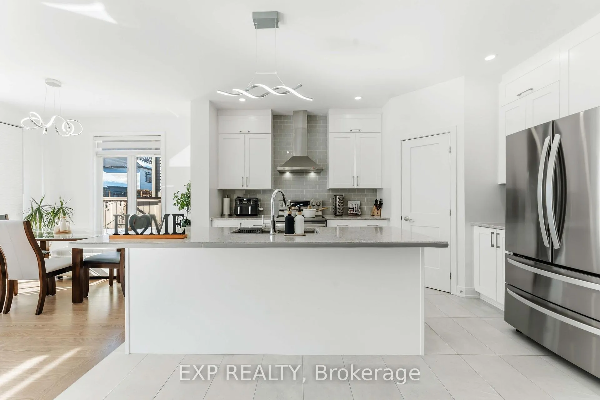 Photo 12 of 609 Putney Crescent, Ottawa, Stittsville (South) — HOMEH