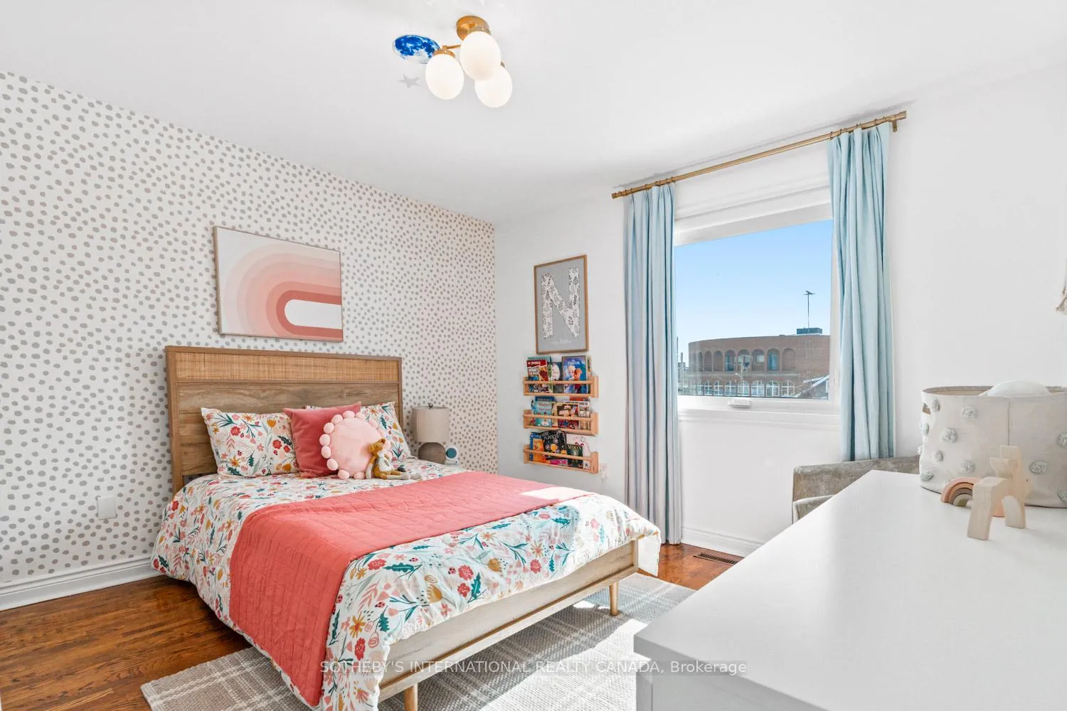 Photo 7 of 15A Schell Avenue, North York, Briar Hill-Belgravia — HOMEH