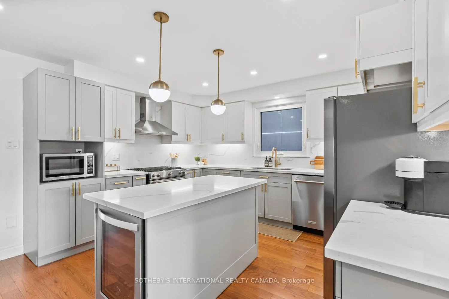 Photo 14 of 15A Schell Avenue, North York, Briar Hill-Belgravia — HOMEH