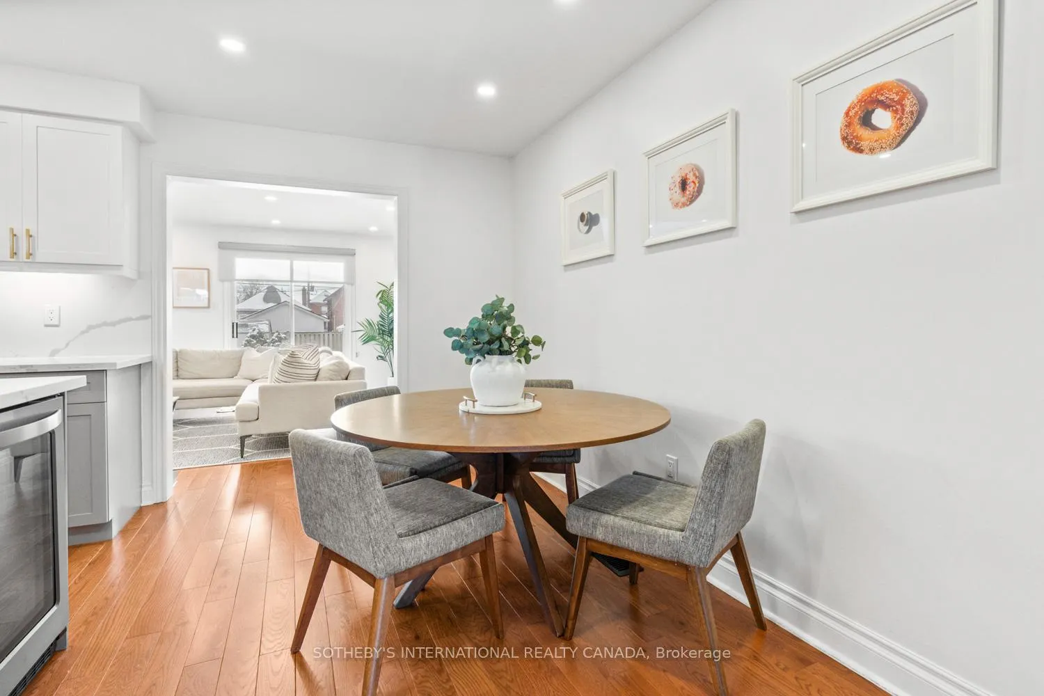 Photo 17 of 15A Schell Avenue, North York, Briar Hill-Belgravia — HOMEH