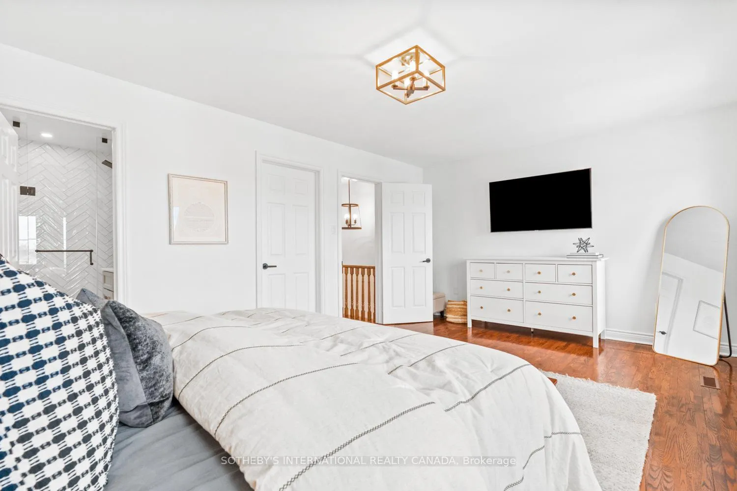 Photo 30 of 15A Schell Avenue, North York, Briar Hill-Belgravia — HOMEH
