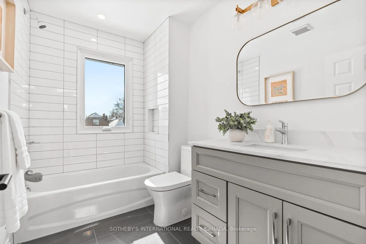 Photo 37 of 15A Schell Avenue, North York, Briar Hill-Belgravia — HOMEH