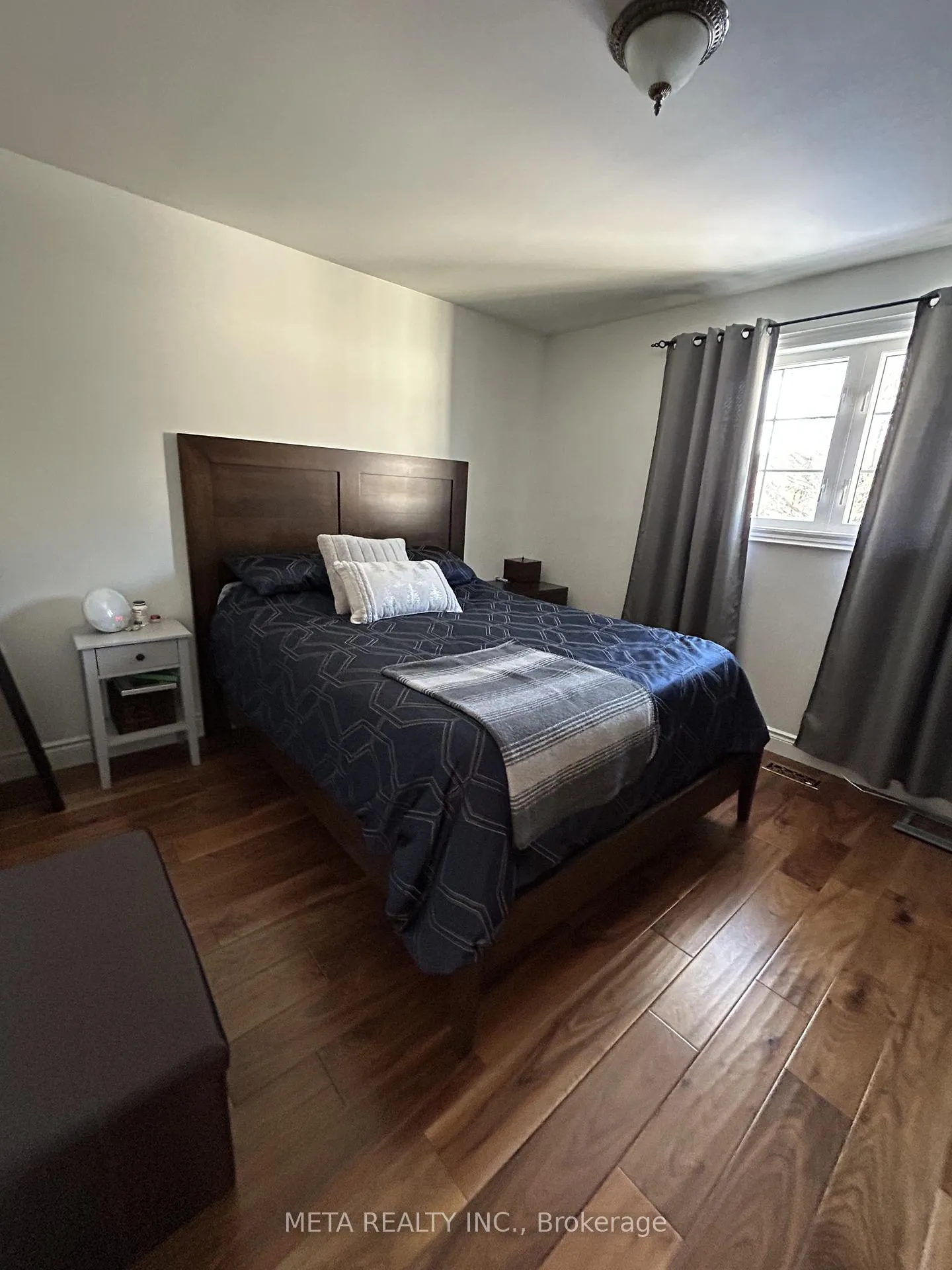 Photo 12 of 22 Garfield Crescent, Brampton, Brampton North — HOMEH