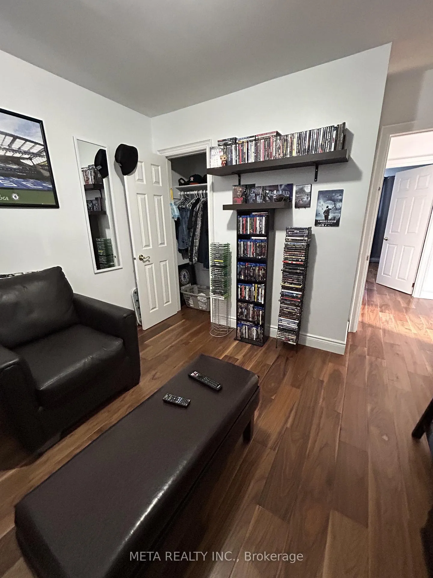 Photo 14 of 22 Garfield Crescent, Brampton, Brampton North — HOMEH