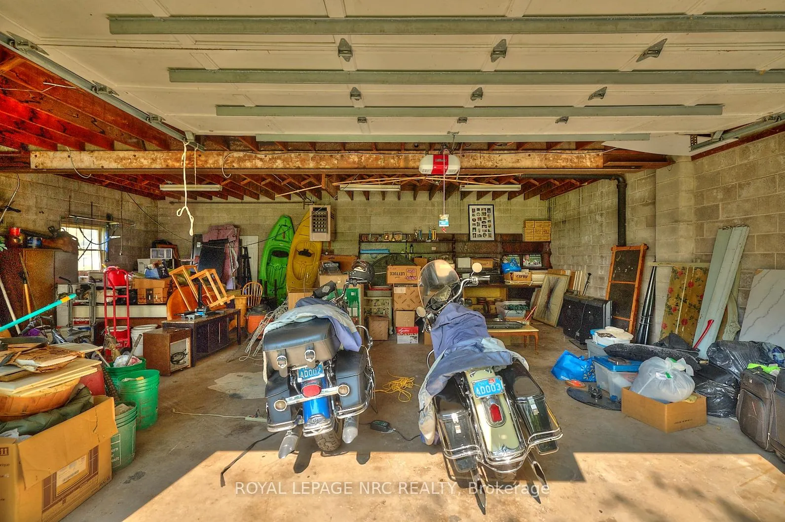Photo 9 of 3758 Main Street, Niagara Falls, Chippawa — HOMEH