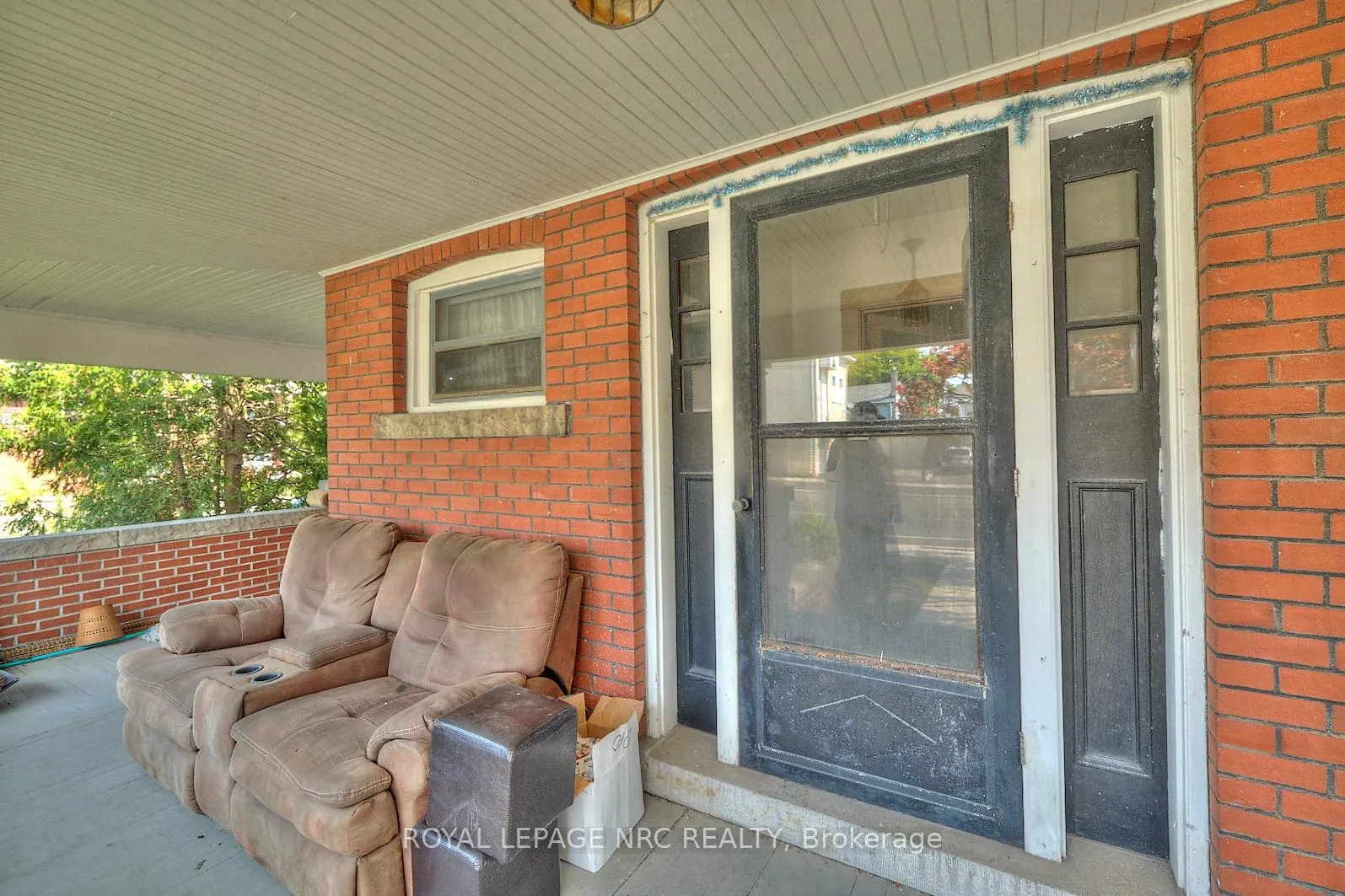 Photo 21 of 3758 Main Street, Niagara Falls, Chippawa — HOMEH
