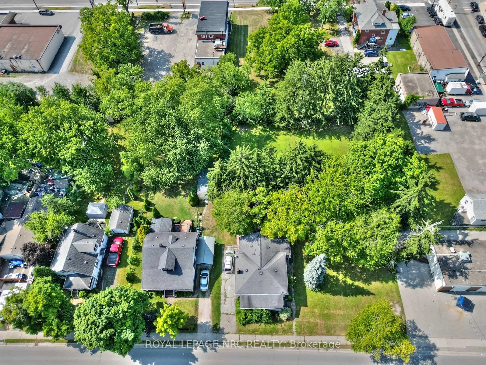 Photo 49 of 3758 Main Street, Niagara Falls, Chippawa — HOMEH