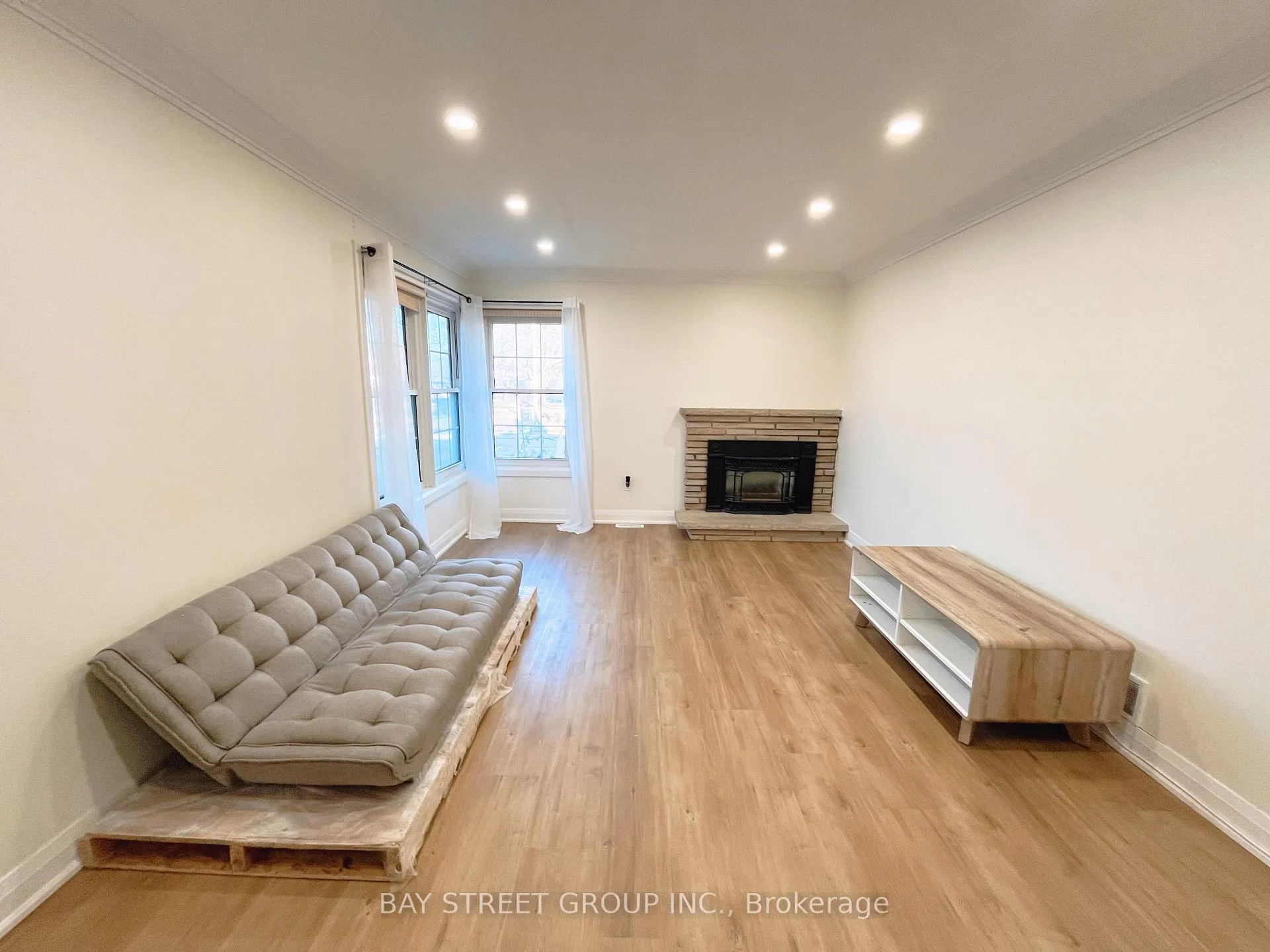 Front of Unit Upper, 12 Wakil Drive