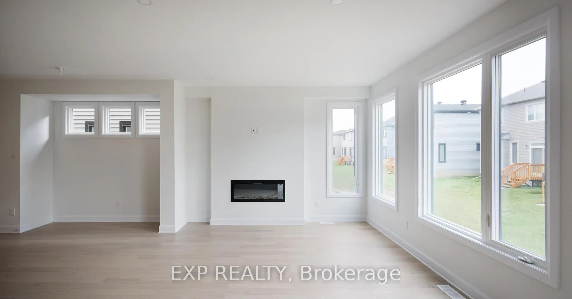 Photo 2 of 503 Roundhouse Crescent, Ottawa, Stittsville (South) — HOMEH