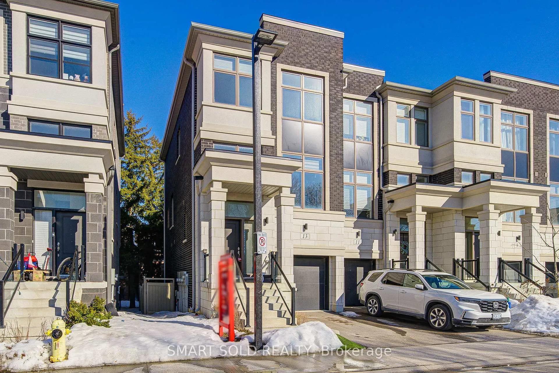 Photo 2 of 13 Armillo Place, Markham, Wismer — HOMEH