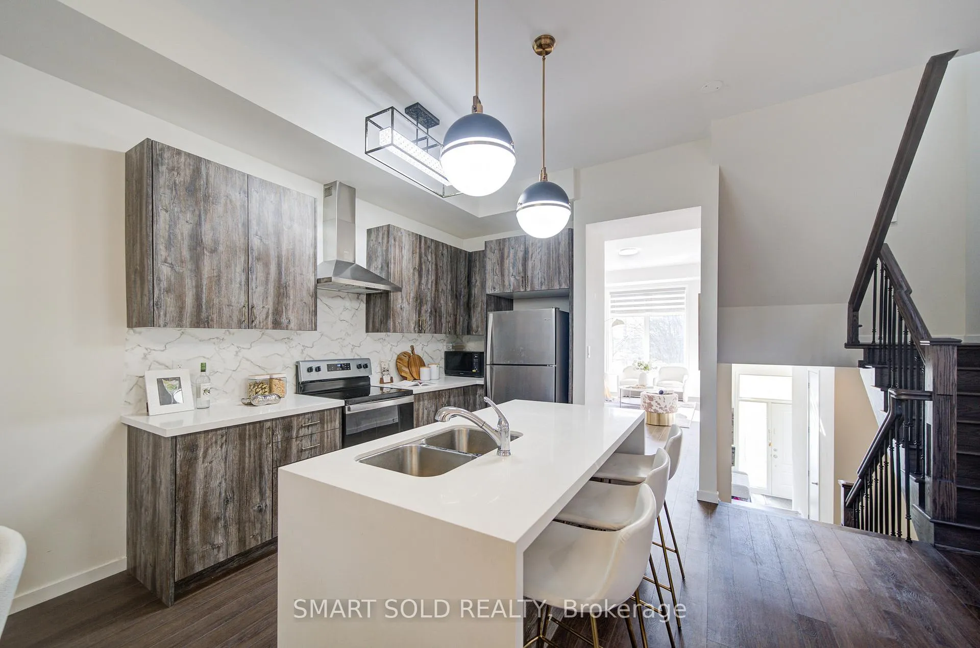 Photo 6 of 13 Armillo Place, Markham, Wismer — HOMEH